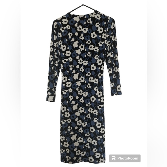 Anne Klein wrap dress - Picture 2 of 5